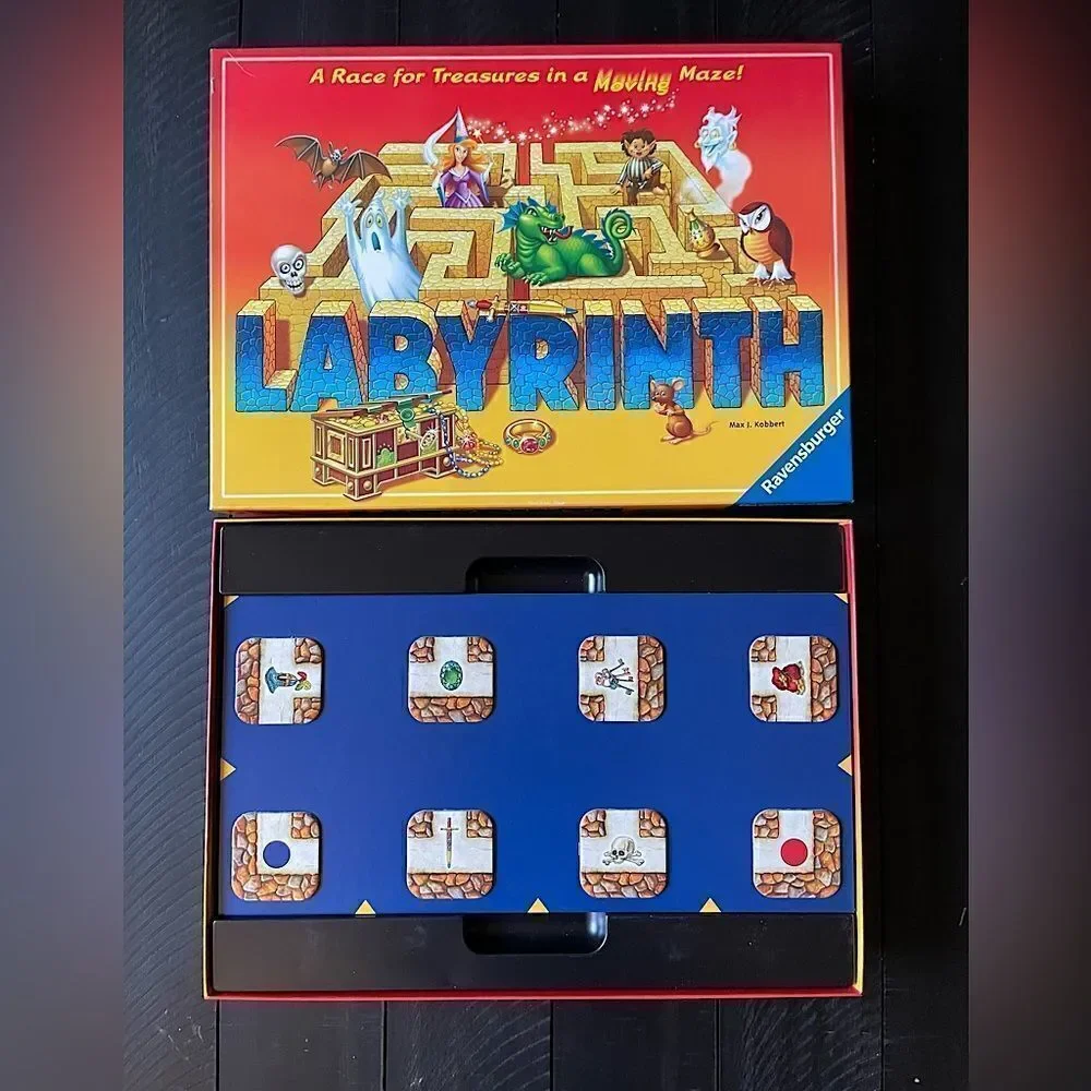 Ravensburger “Labyrinth” 2-4 Player, Family Board Game (Ages 7+).